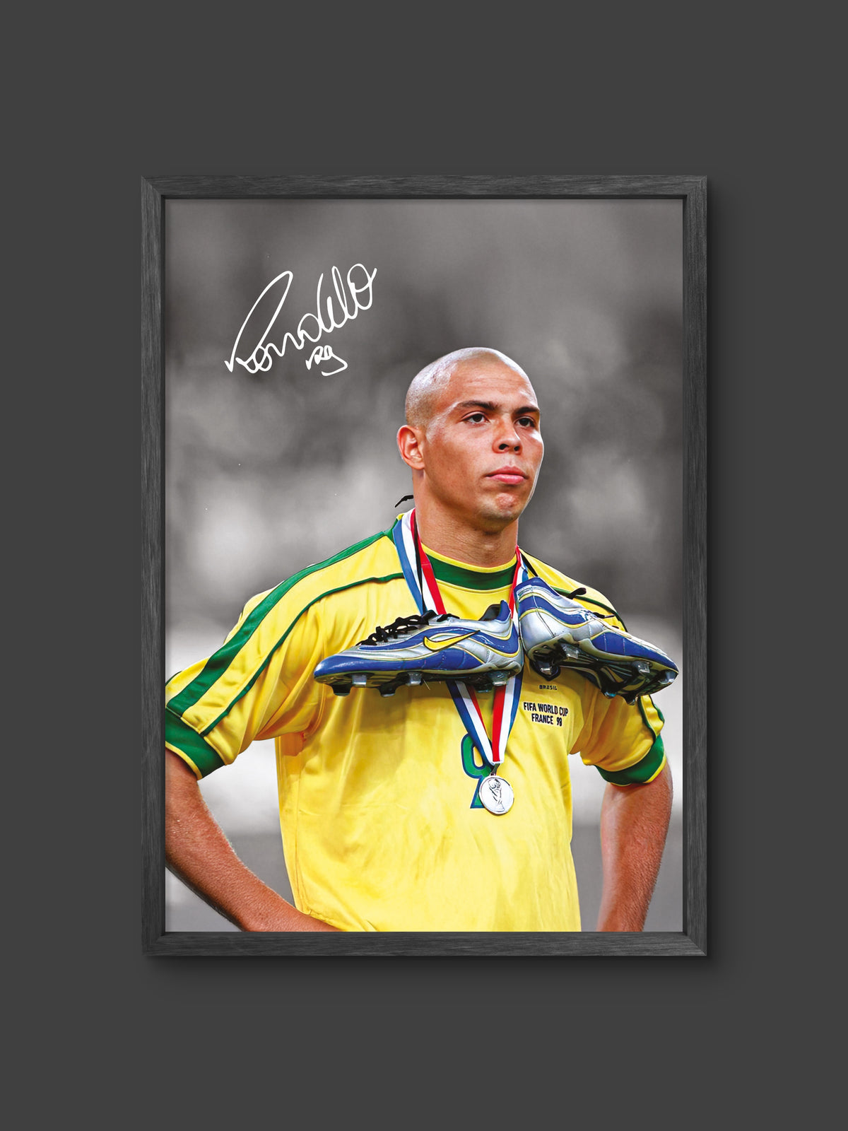 π Ronaldo R9 Brazil Jersey Poster β Soccer Wall Art Print (100% off)