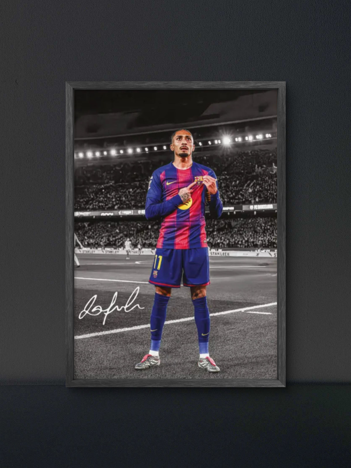 π Raphinha Barca Badge Point Poster β Soccer Wall Art Print (100% off)