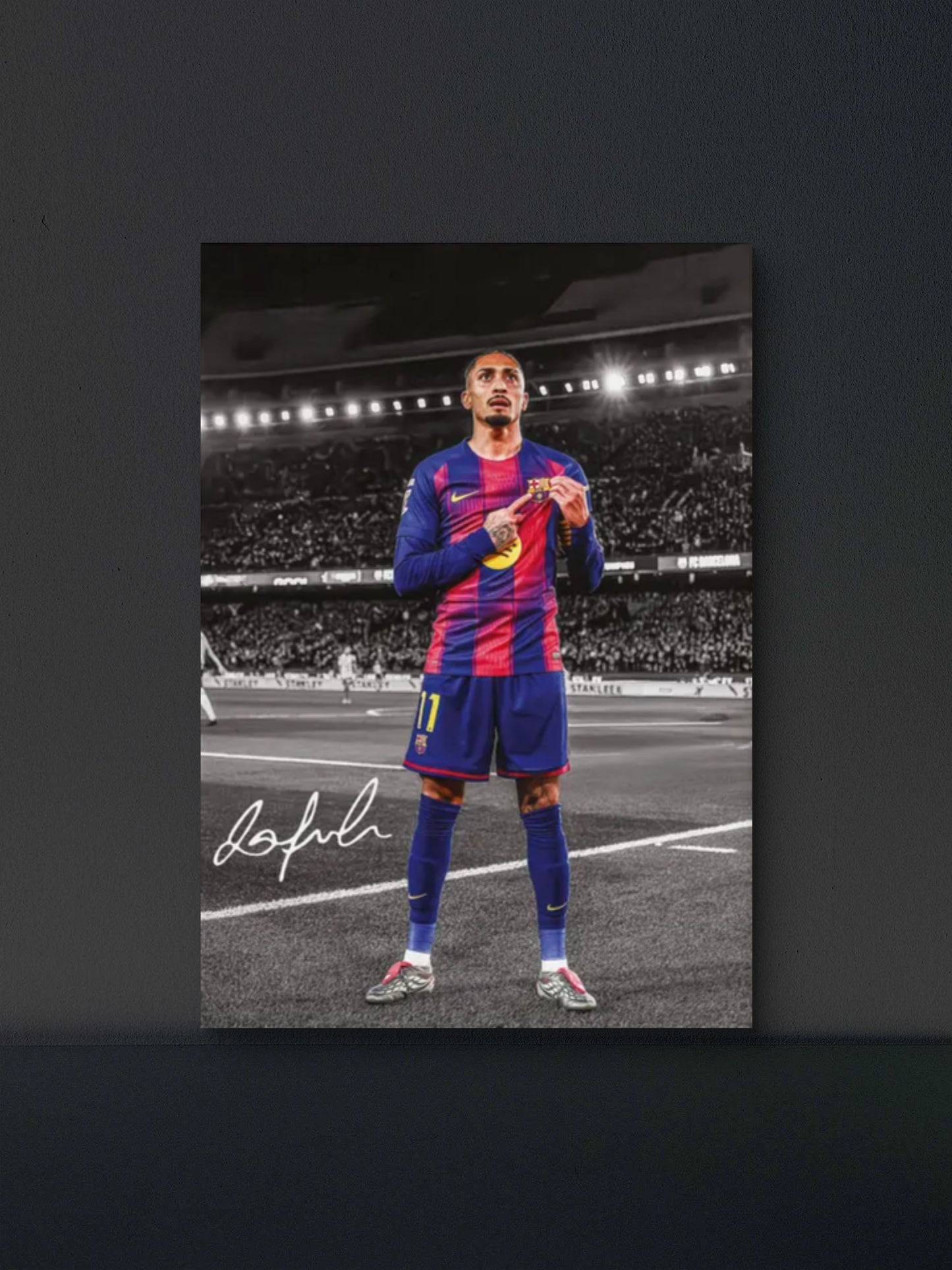 Raphinha Barca Badge Point Poster — Soccer Wall Art Print