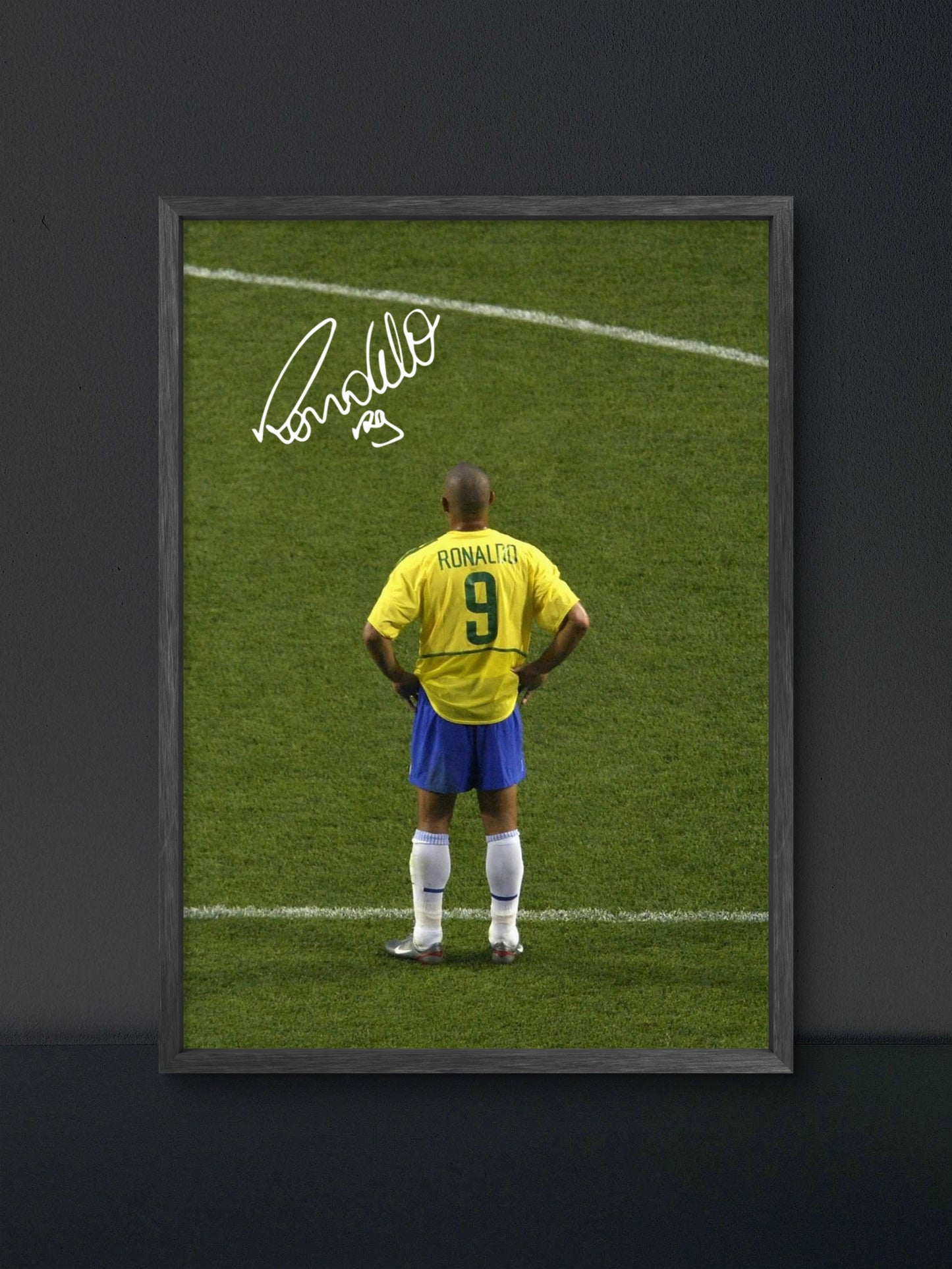 🎁 Ronaldo 9 Poster (100% off)